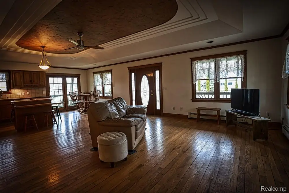 7118 Welles ST, Brown City, MI 48416