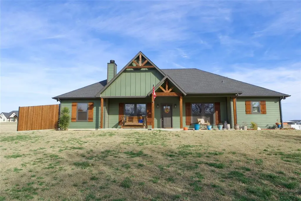 700 N Mesquite Street, Muenster, TX 76252