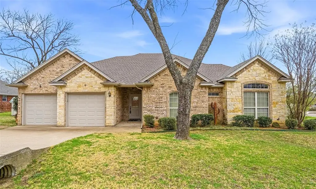 9420 Gleneagles Drive, Granbury, TX 76049