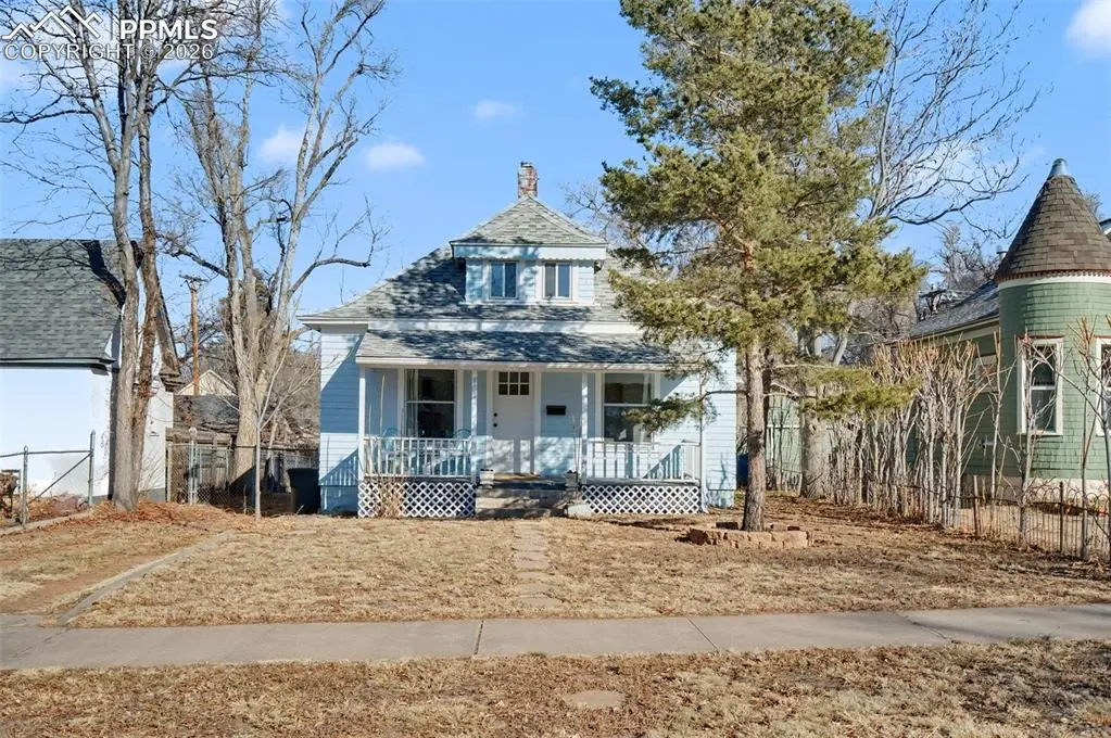 808 E Monument ST, Colorado Springs, CO 80903