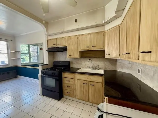 2618 East 7 ST, Brooklyn, NY 11235