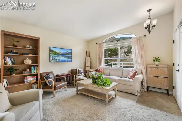 223 Upper Glenway, Palmer Lake, CO 80133