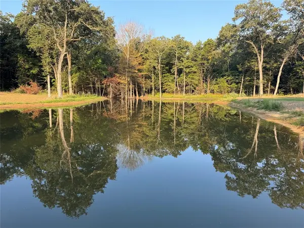 000 CR 1138,  Lone Oak,  TX 75433