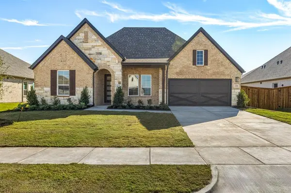 188 Mountain Laurel Drive, Waxahachie, TX 75165