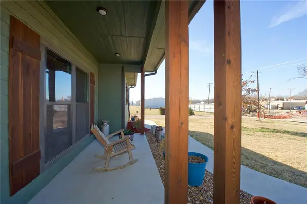 700 N Mesquite Street, Muenster, TX 76252