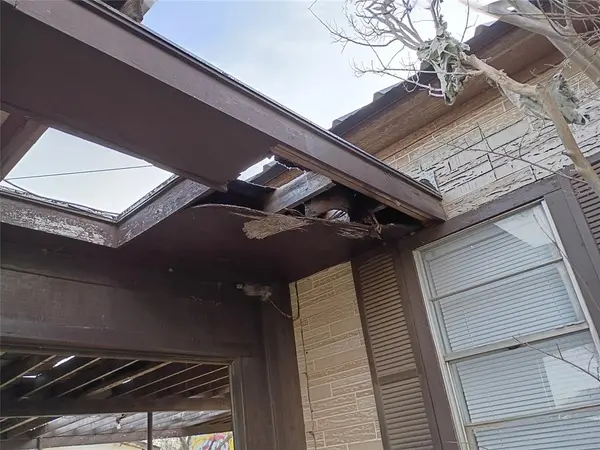 611 W 12TH Street, Sweetwater, TX 79556