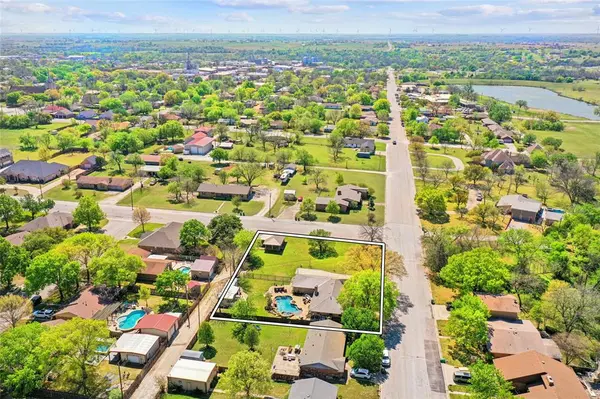 908 N Maple Street, Muenster, TX 76252