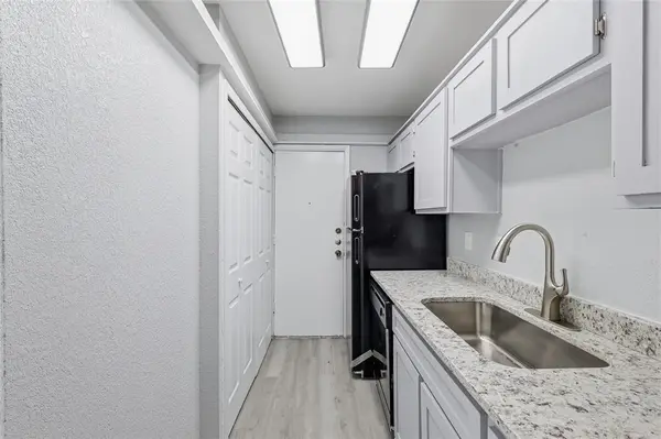 620 W Union Bower Road, Irving, TX 75061