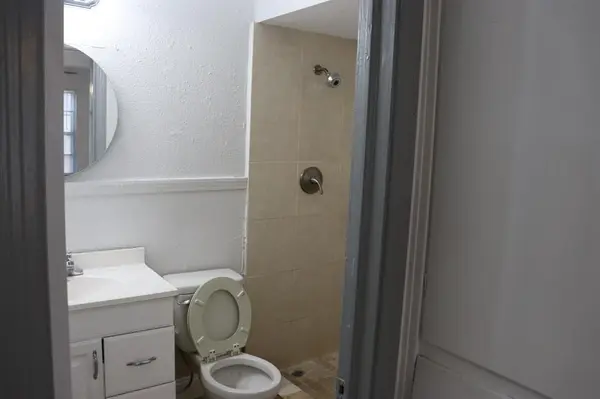 6415 Latta Street, Dallas, TX 75227