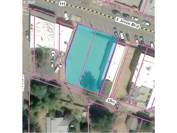 121 E Jewett BLVD, White Salmon, WA 98672