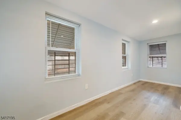 50 Palm St, Newark City, NJ 07106