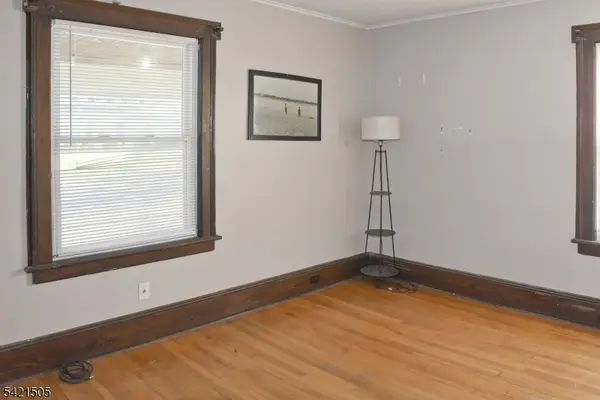 16 Ravine Ave, Caldwell Boro Twp., NJ 07006