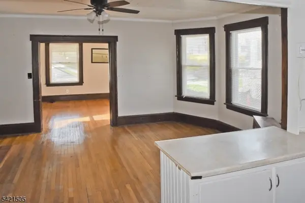 16 Ravine Ave, Caldwell Boro Twp., NJ 07006