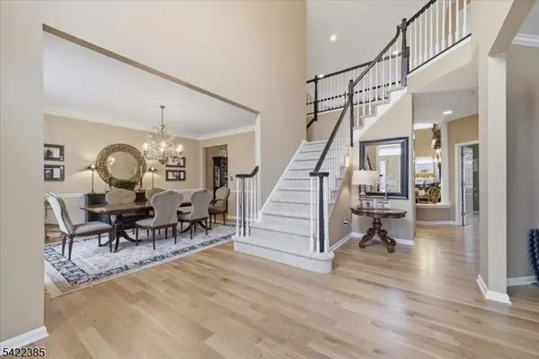 2 Picasso Court, Franklin Twp., NJ 08873