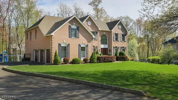 5 Longford Ct, Warren Twp., NJ 07059