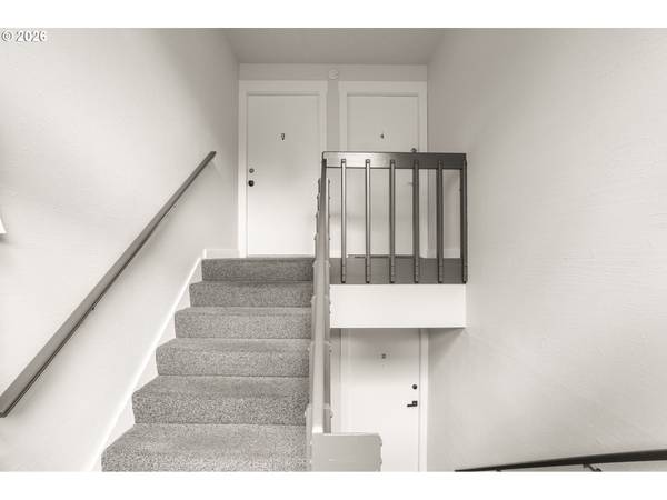 10980 SW MEADOWBROOK DR #3, Portland, OR 97224