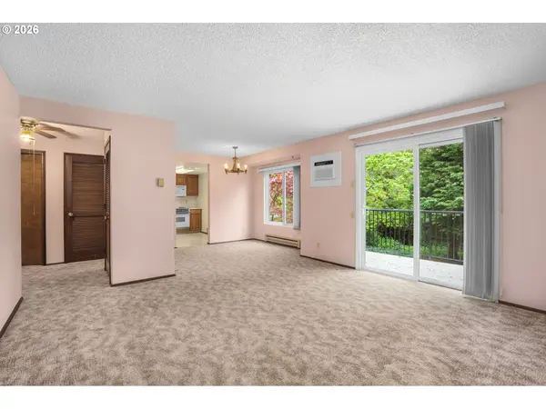 10980 SW MEADOWBROOK DR #3, Portland, OR 97224