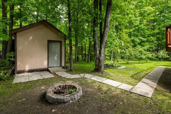 79 Forest CIR, Tiny, ON L9M 0H4