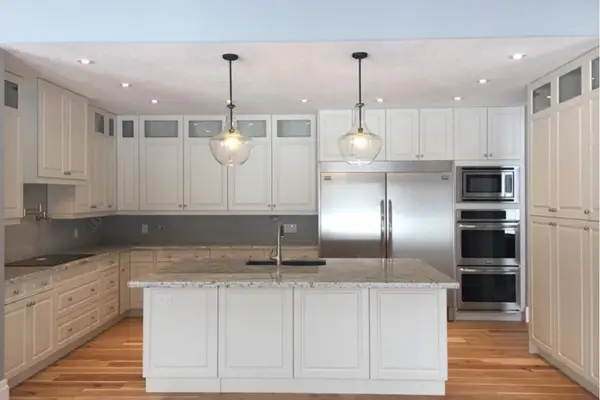 18 Walnut DR, Wasaga Beach, ON L9Z 0A9