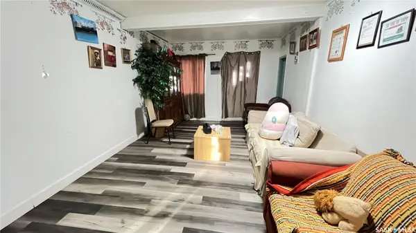 46 Pacific AVENUE, Maple Creek, SK S0N 1N0