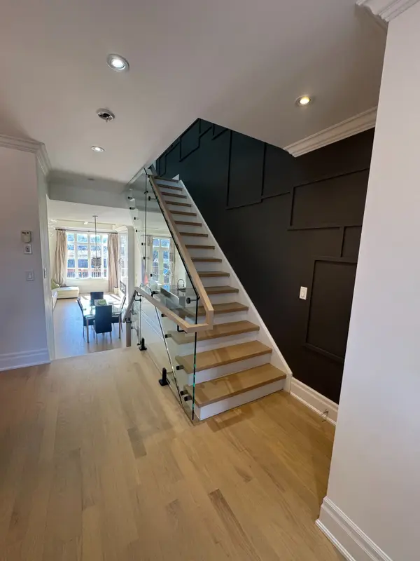 58B Thirty Second ST, Toronto W06, ON M8W 3G5