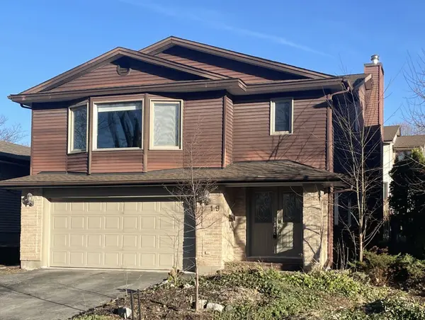 19 Hackett ST, Hunt Club - Windsor Park Village And Area, ON K1V 0P9