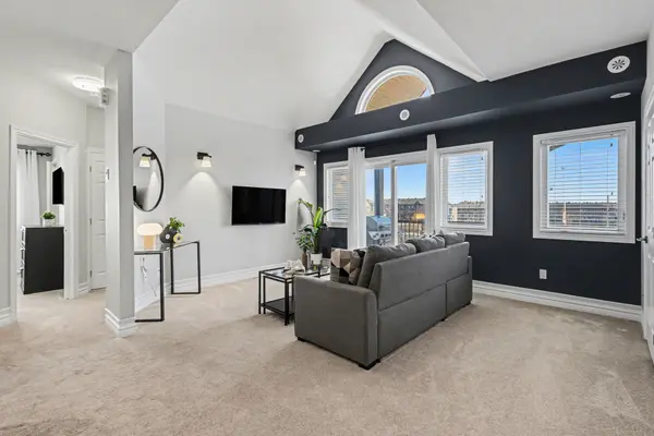 139 Harthill WAY #K, Barrhaven, ON K2J 5V1