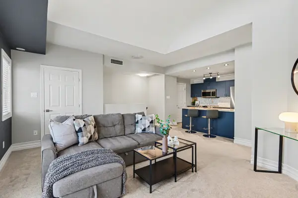 139 Harthill WAY #K, Barrhaven, ON K2J 5V1