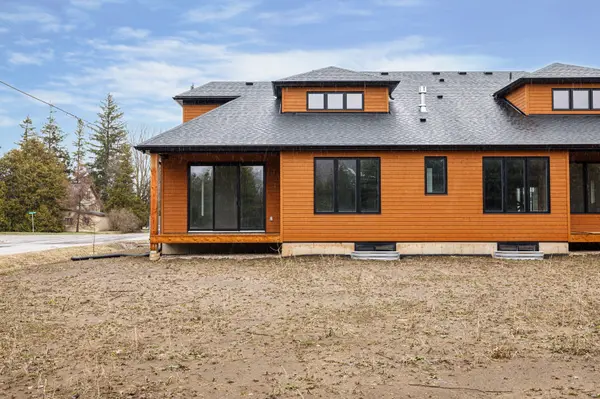 1 Boynton CT, Blue Mountains, ON N0H 2P0