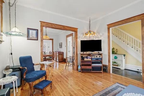 115 Hamilton AVE N, Tunneys Pasture And Ottawa West, ON K1Y 1C1