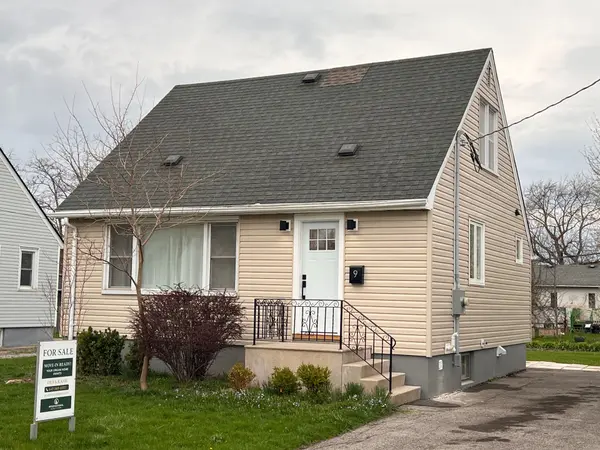 9 Admiral RD, St. Catharines, ON L2P 1G4