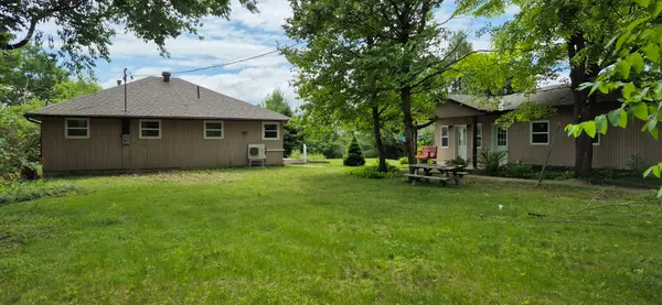211 Mcbride Point DR, Rideau Lakes, ON K0G 1X0