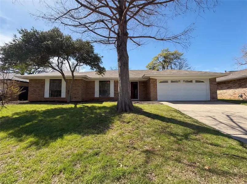 5120 Red River Drive, Arlington, TX 76017