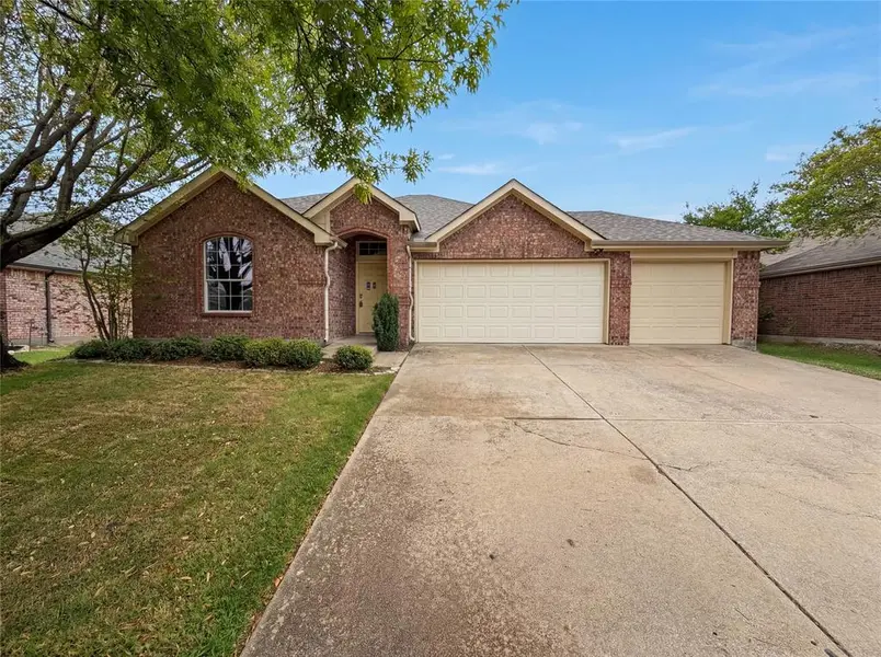 2002 Bayberry Court, Forney, TX 75126
