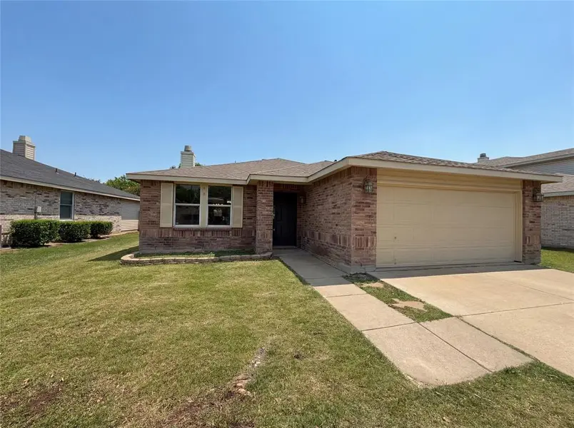 5145 Cliff Oaks Drive, Fort Worth, TX 76179