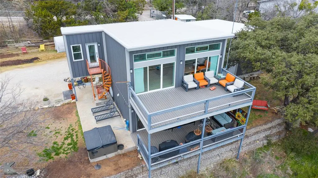 8711 County Road 300, Graham, TX 76450