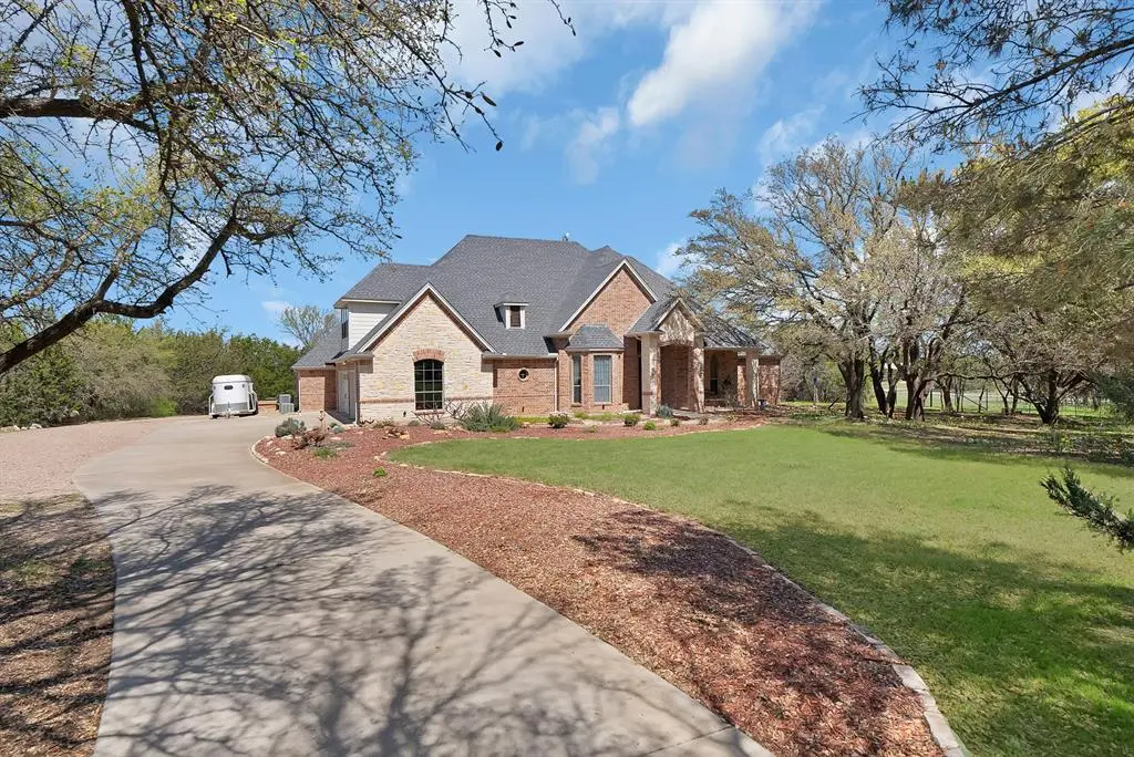 2526 Hayley Drive, Weatherford, TX 76085