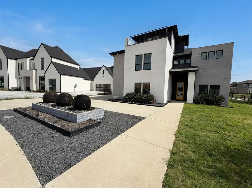 1918 Noe Boulevard, Heath, TX 75126