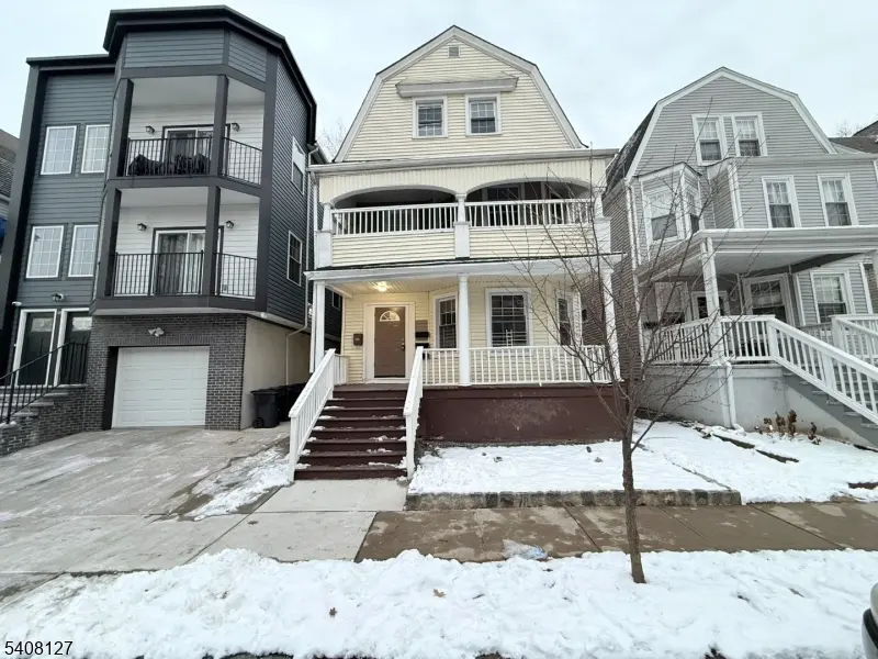 44 N 16Th St, East Orange City, NJ 07017