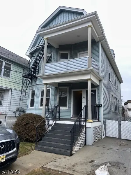 125 Alton St, Elizabeth City, NJ 07202