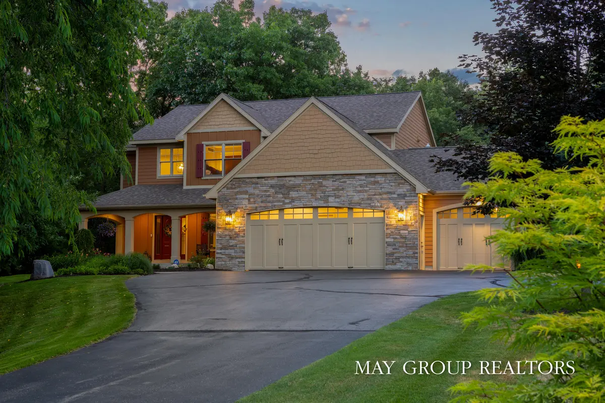 5254 Canyon River DR NE, Cannon Twp, MI 49301