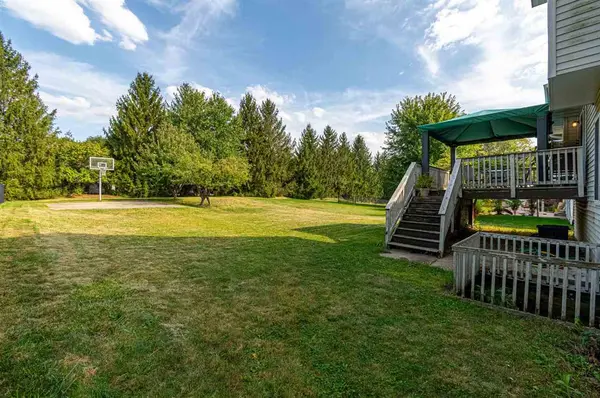 2043 Timber Ln, Coralville, IA 52241