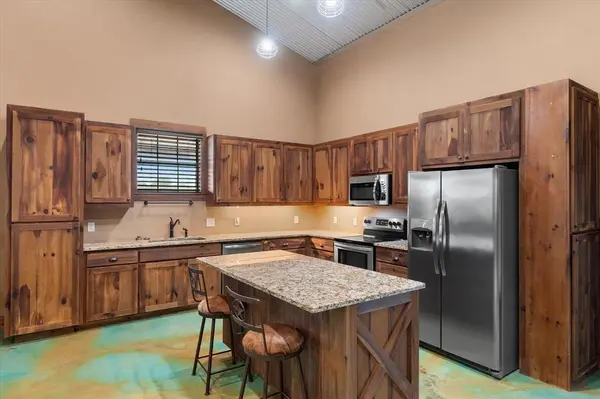 845 N Cardinal Road, Reno, TX 76020