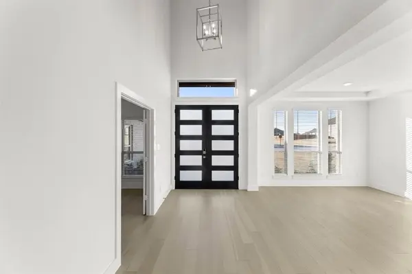 290 Cheyenne Mountain Drive, Ovilla, TX 75154