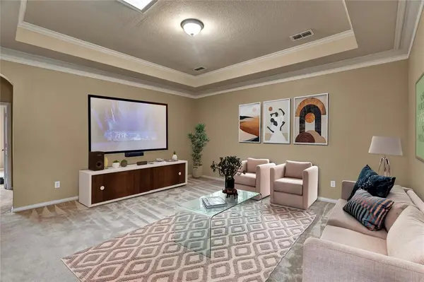 716 Crestridge Circle, Euless, TX 76040