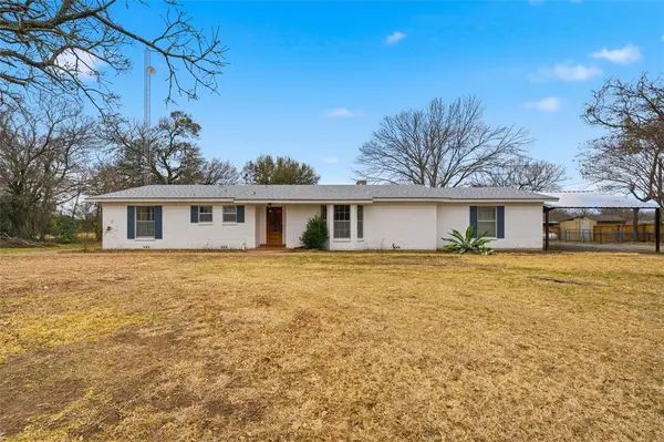 7483 Gholson Road, Waco, TX 76705