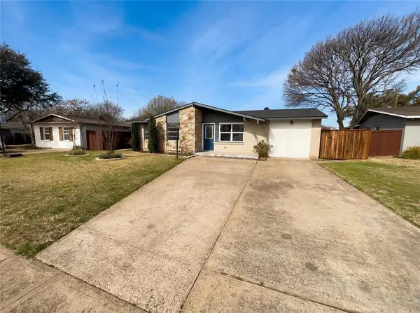 8541 Strathmore Drive, Dallas, TX 75238