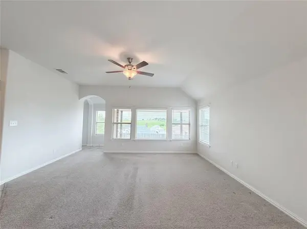 6945 Talon Bluff Drive, Fort Worth, TX 76179