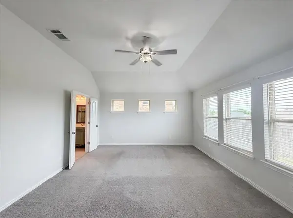 6945 Talon Bluff Drive, Fort Worth, TX 76179