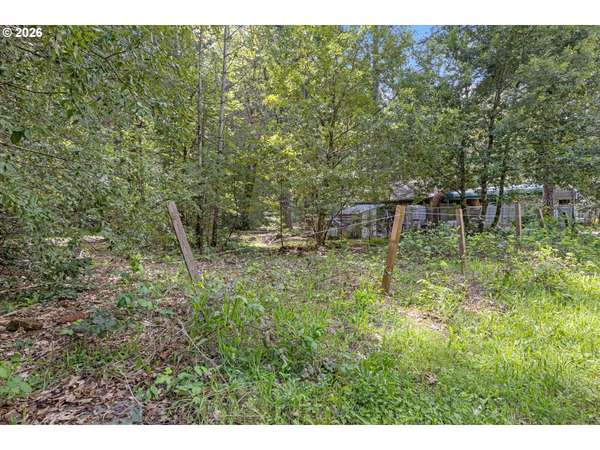 461 STAGE STOP DR, Cave Junction, OR 97523